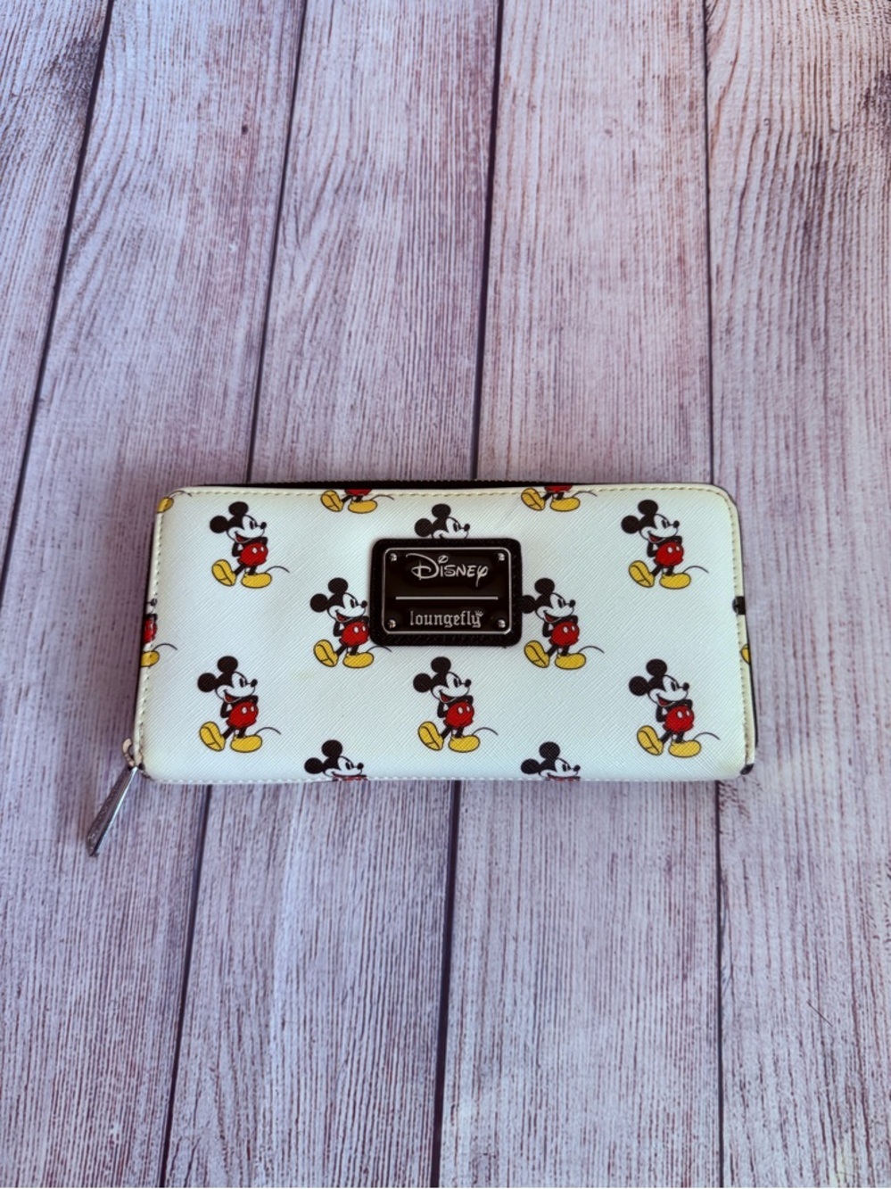 DISNEY Loungefly Mickey Mouse Wallet